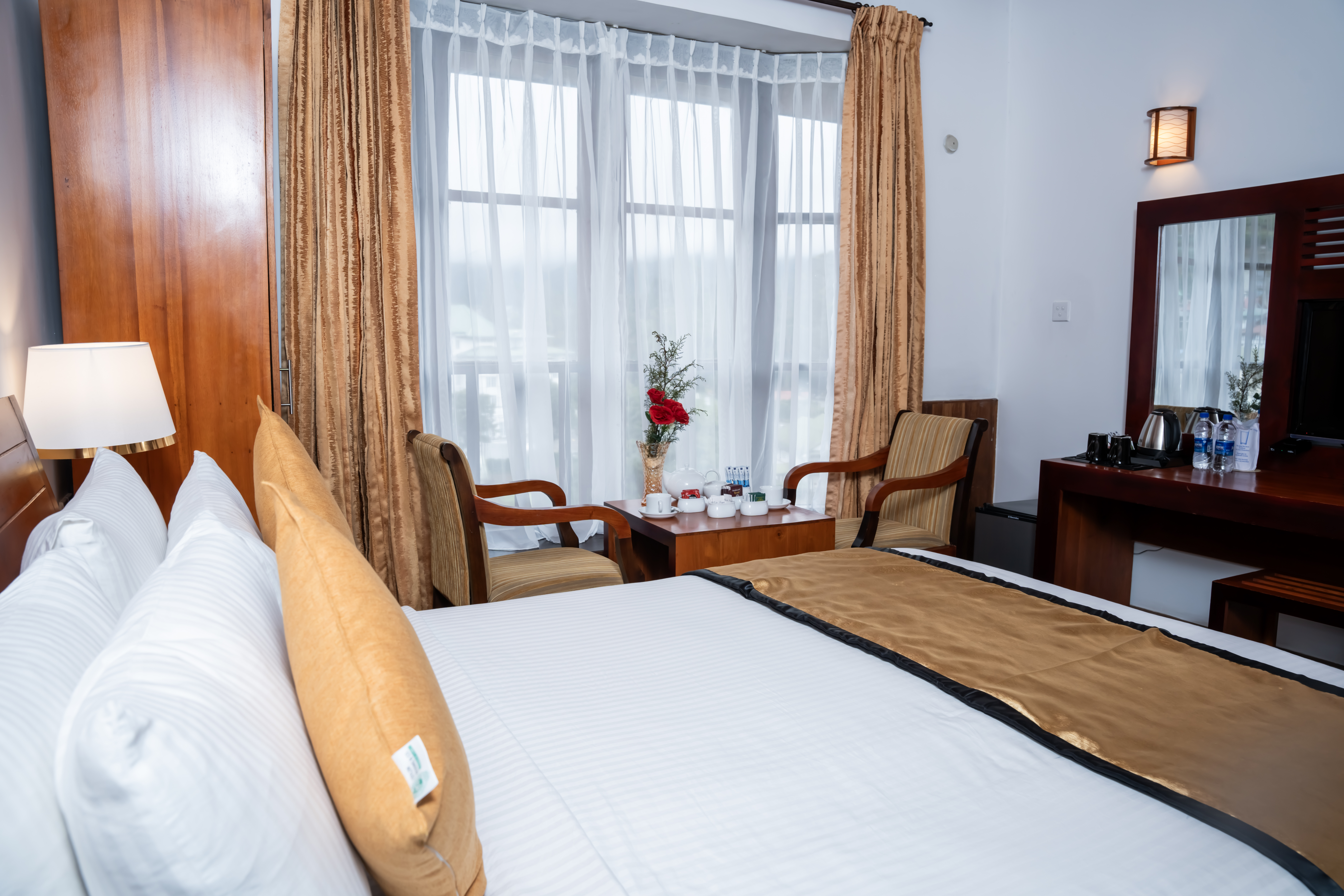 Deluxe Double Room - Luxury Room at The Golden Legacy Hotel Nuwara Eliya